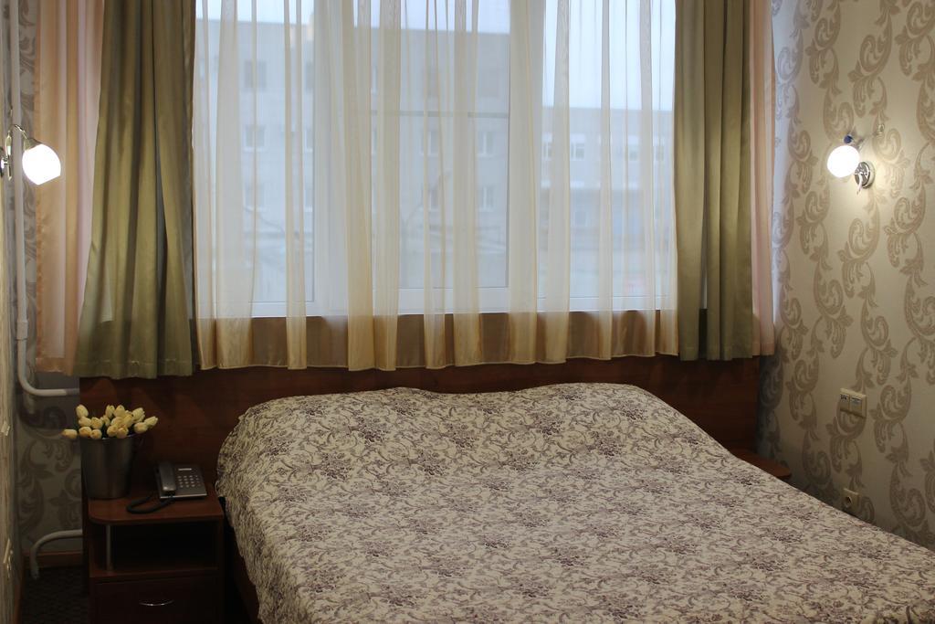 Paradise Hotel 고멜 객실 사진